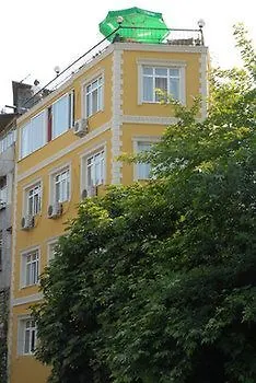 Metropolis & Guest house 3*