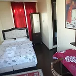 Guest house Metropolis &