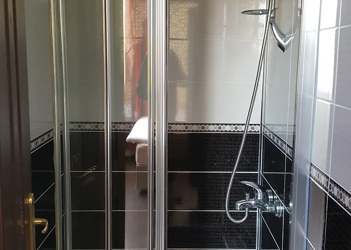 Metropolis & Гостевой дом Стамбул