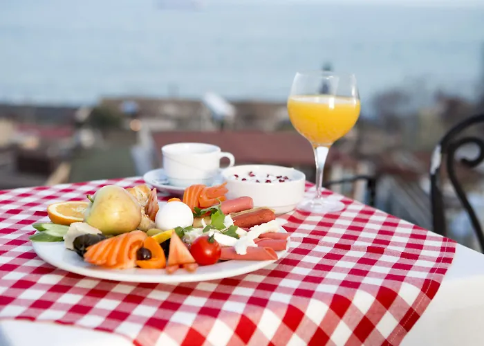 Metropolis & Гостевой дом