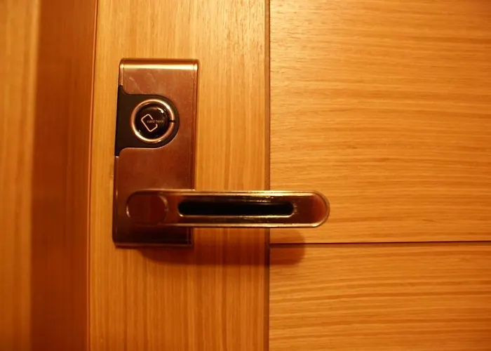 Metropolis & Гостевой дом Стамбул