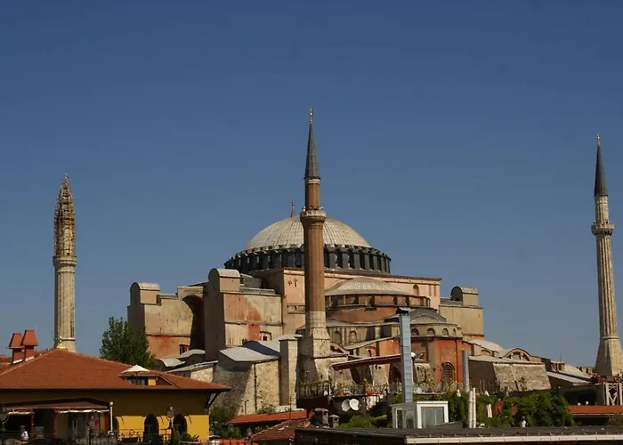 Гостевой дом Metropolis &